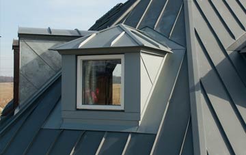metal roofing Caroy, Highland
